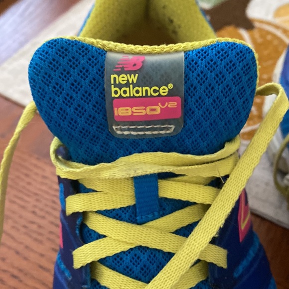 New Balance Shoes - Picture 4 of 4